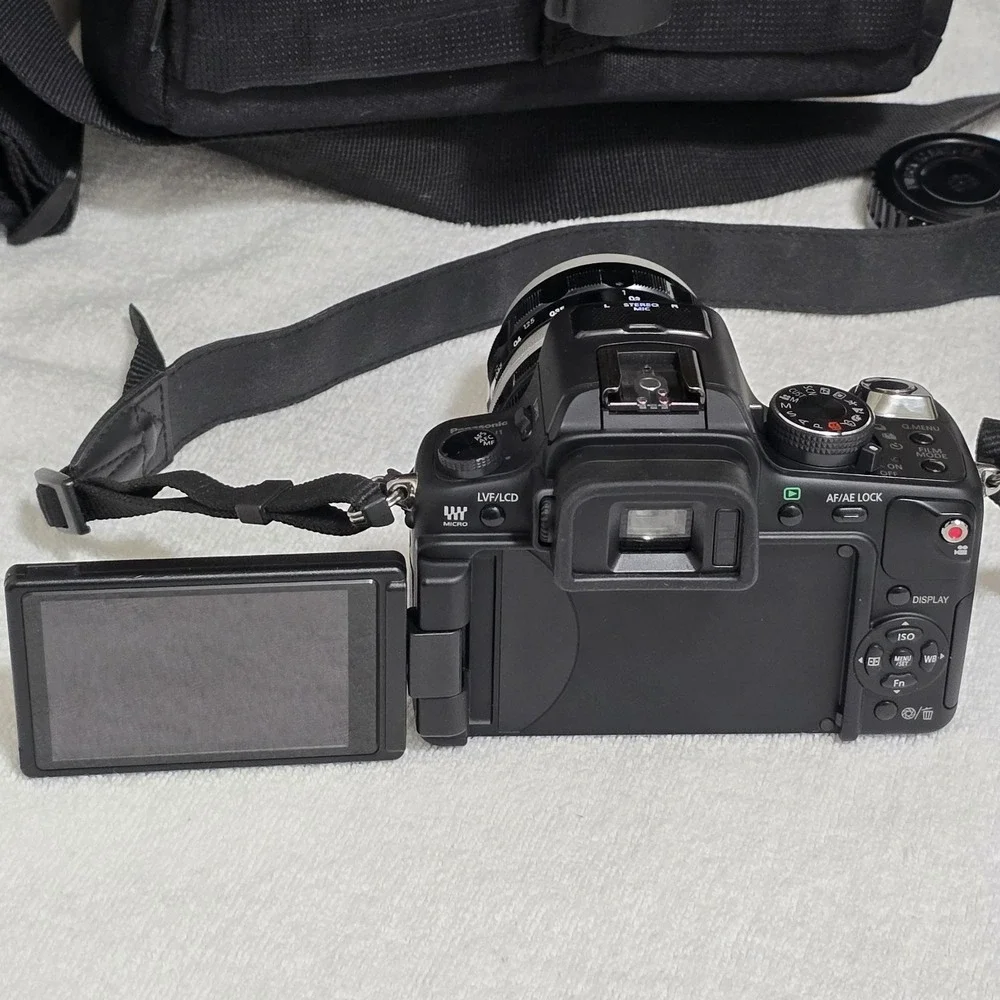 Panasonic Lumix DMC-GH1 Mirrorless Camera Bundle Nikon 35mm f/2.8‎ Lens